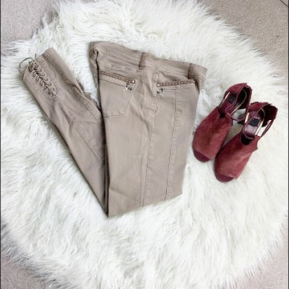 White House Black Marker skinny jeans tan sz 4